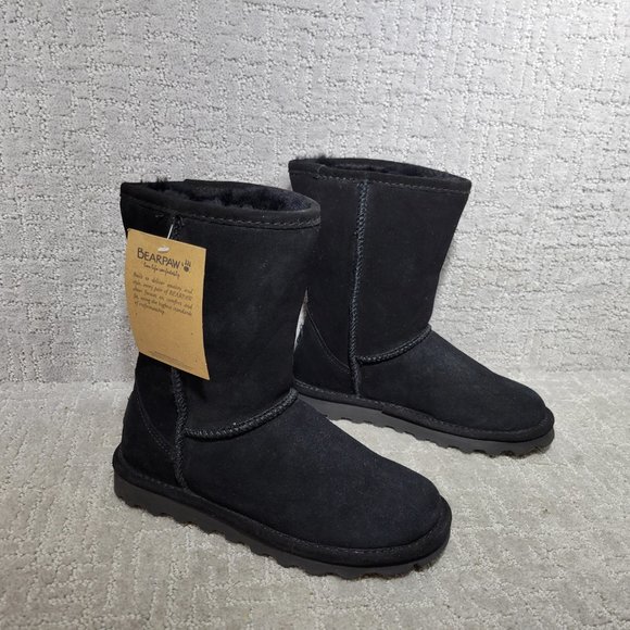 Bearpaw Emma Short Womens Size 6 Black Suede Round Toe Mid-Calf Snow Boots NEW - Picture 1 of 10